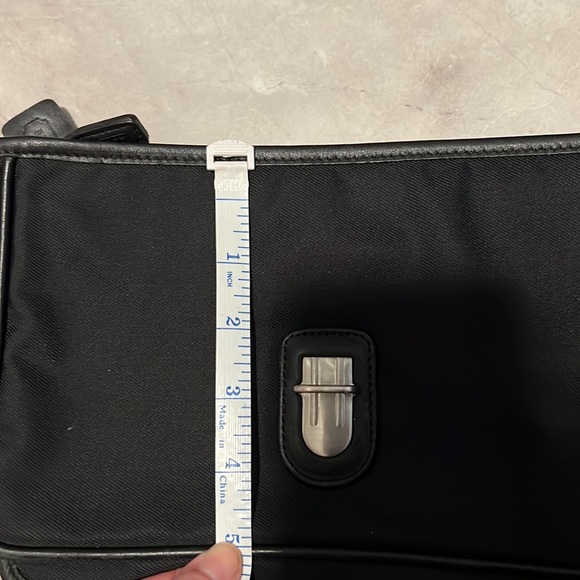 Coach Wristlet - Picture 14 of 16